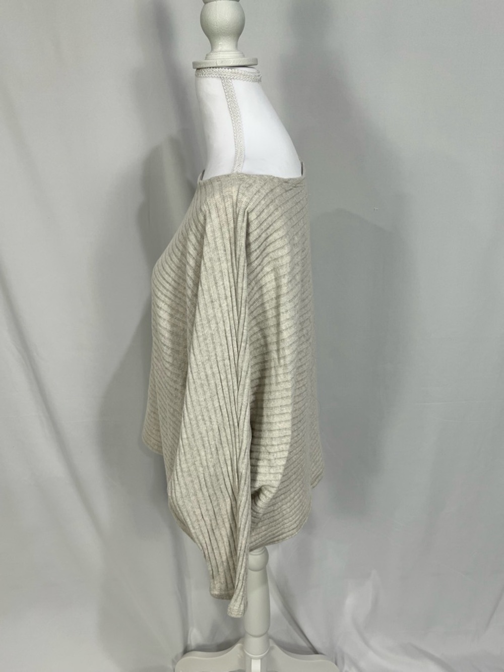 MOD ON TREND Cream Ribbed Top - Picture 5 of 7